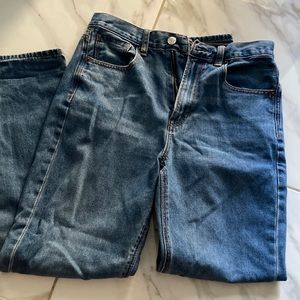 American eagle mom jeans